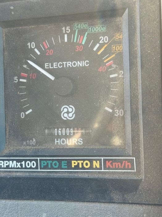 Tractor Deutz Fahr Agrotrac 2015