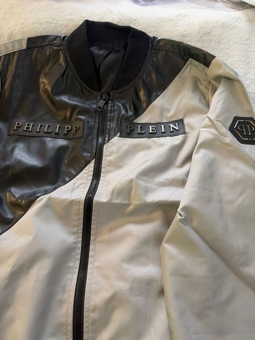 Пролетно якенце Филип Плейн