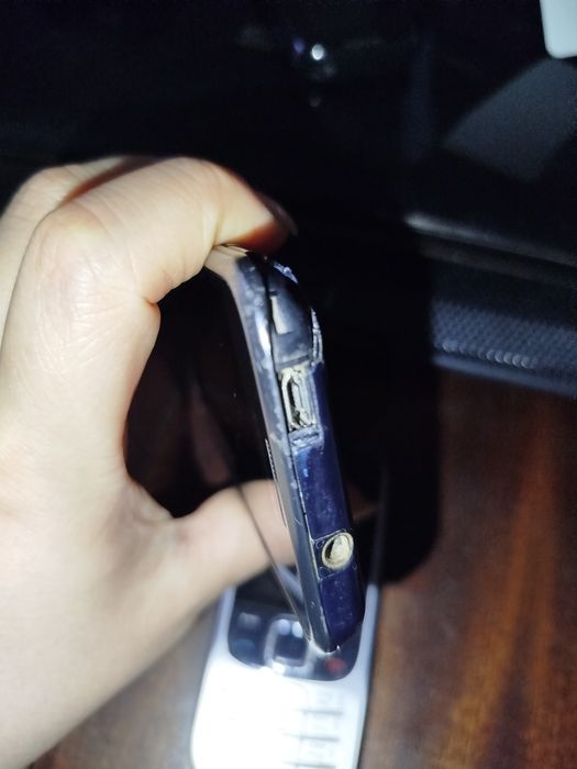 2 телефона за части