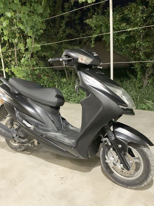 Скутер сигнус 125куб