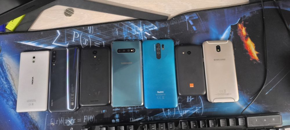 Vand telefoane ieftine