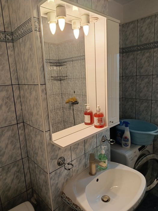 Chiuveta baie cu dalapior și baterie
