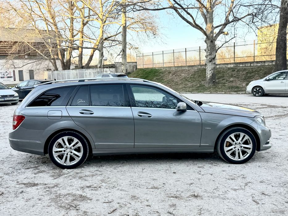 Mercedes W204 2.2 CDI с теглич и задна камера