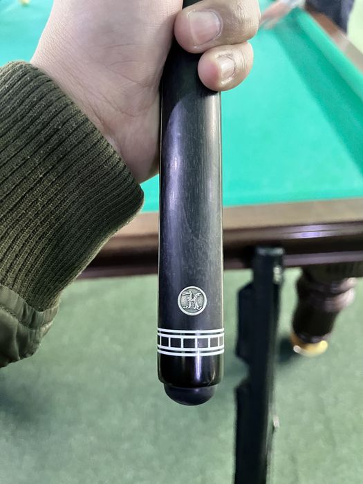 Кий Королев попугай