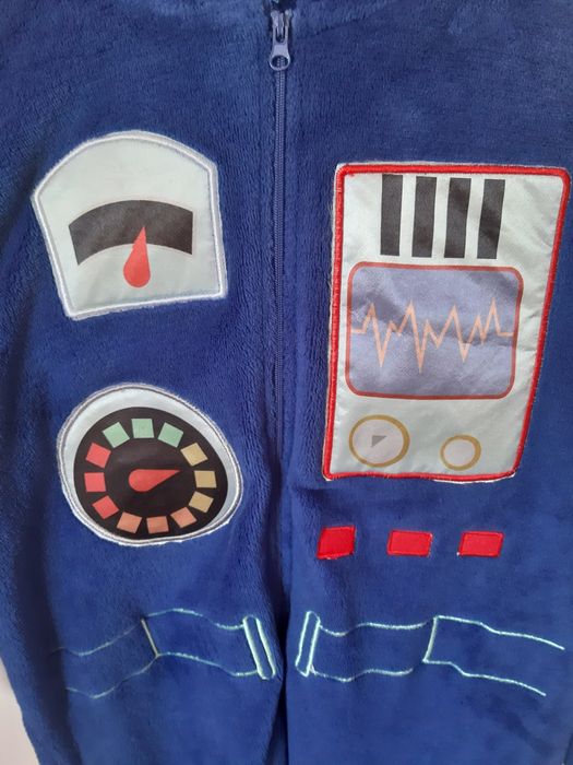 Costum nou salopetă  robot mărimea  122/128