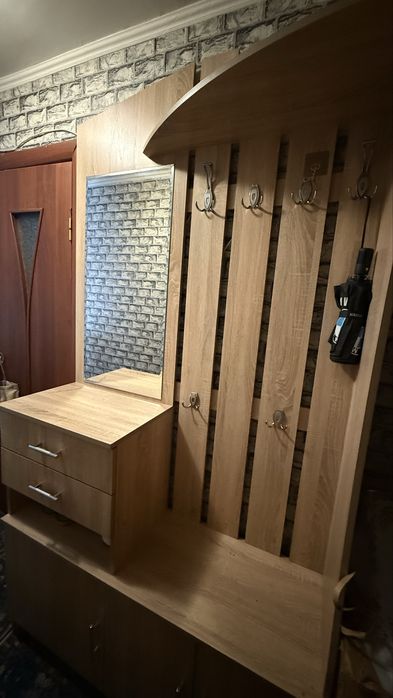 Продам прихожку.