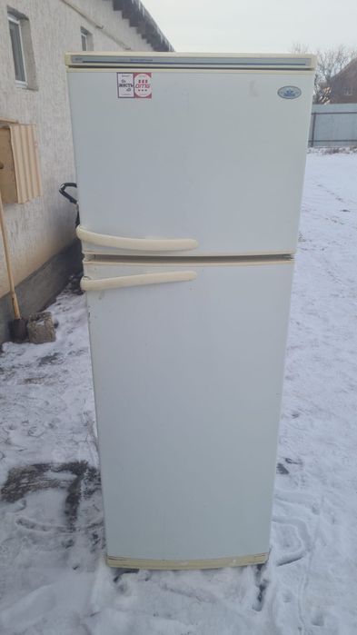 Продам  холодильник