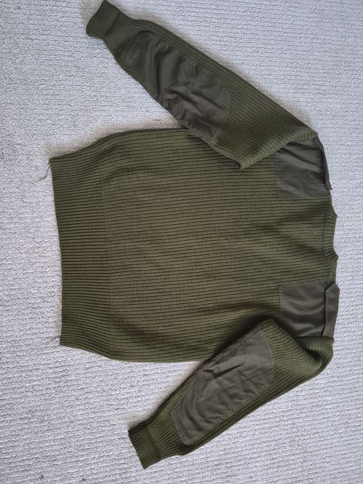 Pulover kaki militar