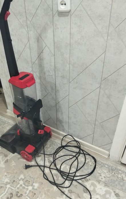 Продам новый моющий пылесос