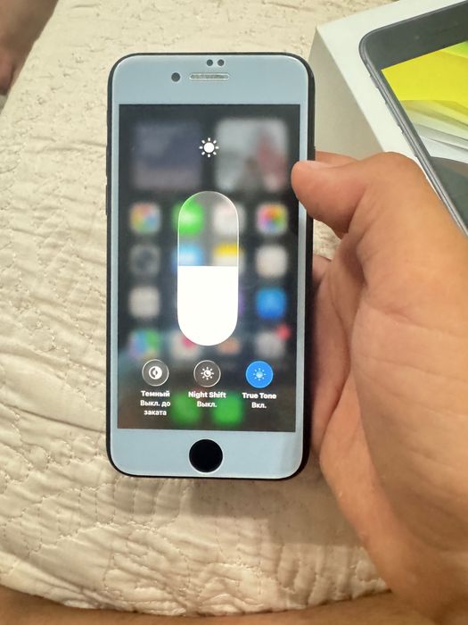 Iphone SE в хорошем состоянии