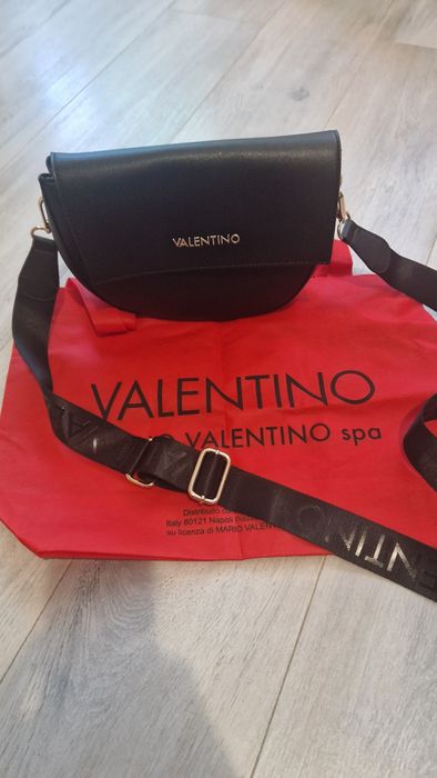 Valentino оригинална чанта