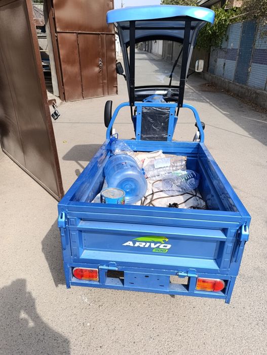 Продаю грузовой электроцикл четырех колесный  мощностью 1500 ват 500кг