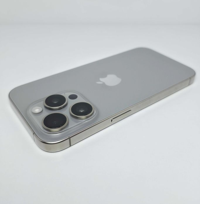 Като Нов•iPhone 15 Pro 128GB Natural Titanium