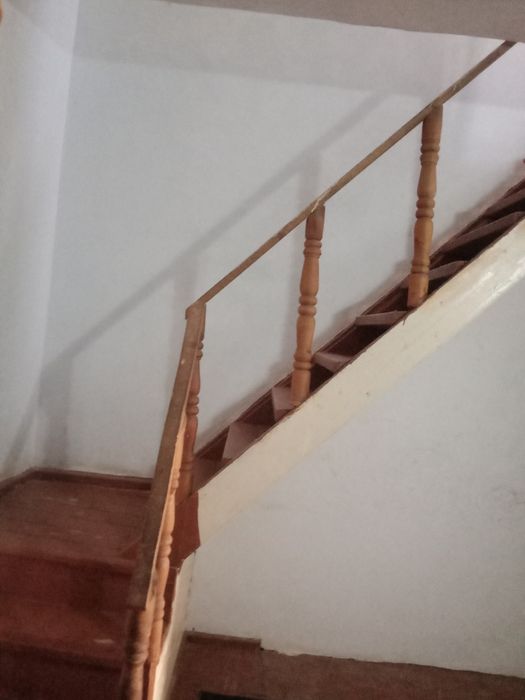 Xovli sotiladi narxlarni kelishtirib beramiz