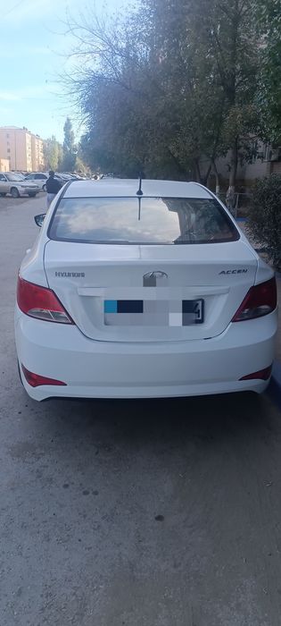 Хюндай акцент 2015 г.в.