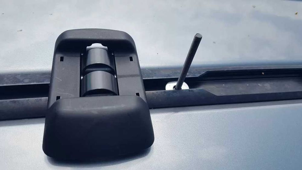 Греди напречни за багажник -за фабрични резби на покрива 120 см,