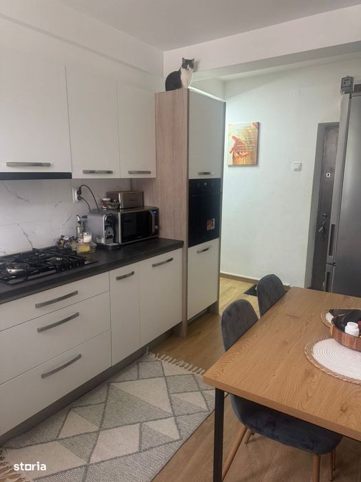 Apartament de 2 camere, 50 mp., zona Han, parter