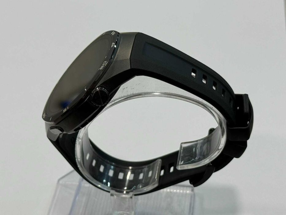 Смарт часовник Huawei GT 5 Pro