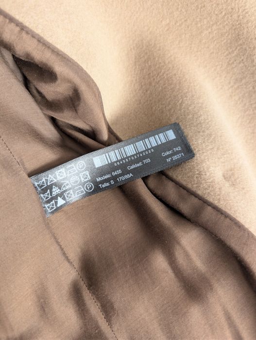 Пальто Massimo dutti 30000