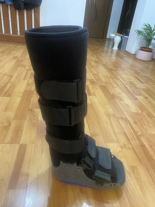 Vand orteza picior drept