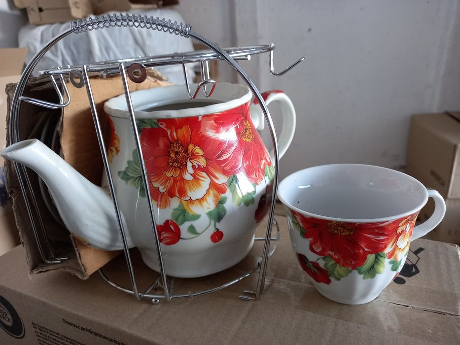 Продам чайный сервиз. Новый