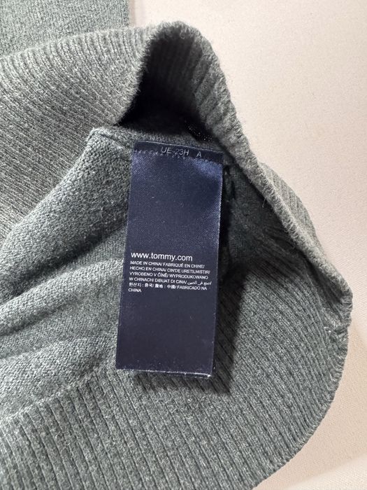 Pulover cu guler in V Tommy Hilfiger green