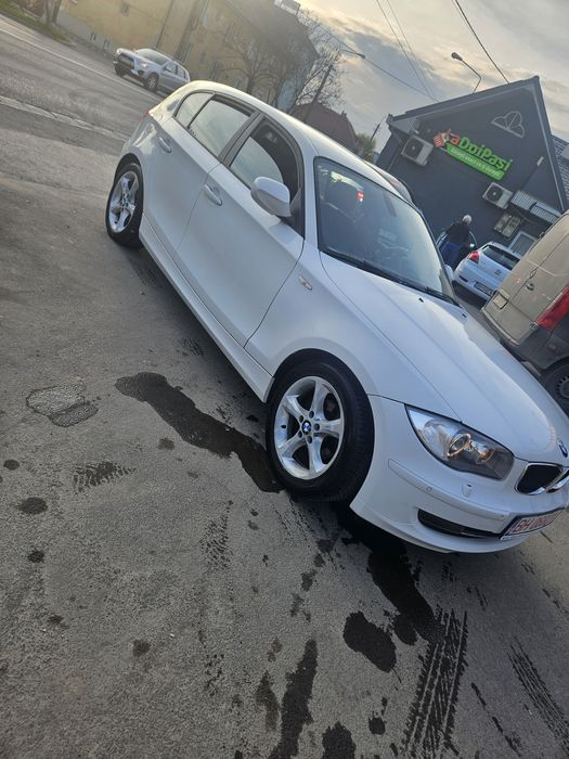 Vand  sau schimb Bmw seria 1