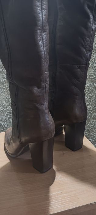 Продам женские  сапожки