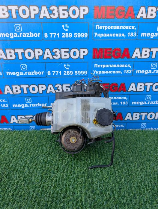 Вакуумный усилитель тормозов на Лексус / Lexus GS300