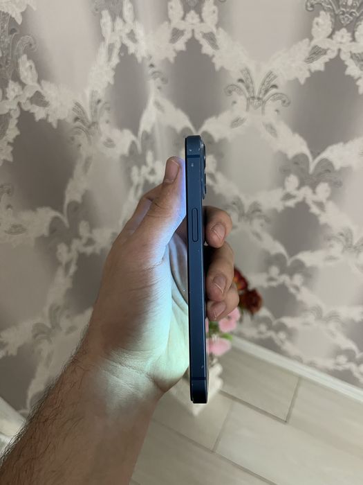 Продамм айфон 13