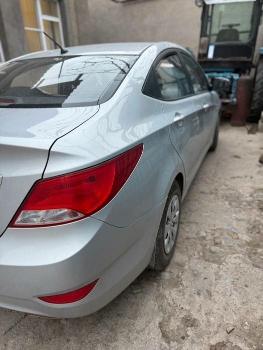 Хундай акцент 2015 года