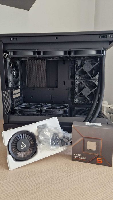 Kit Carcasa + Arctic Freezer III 360 + Ryzen 5 7600x + Ventilatoare