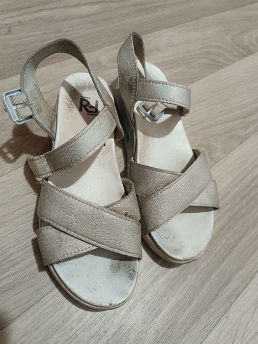 Босоножки 37 размер