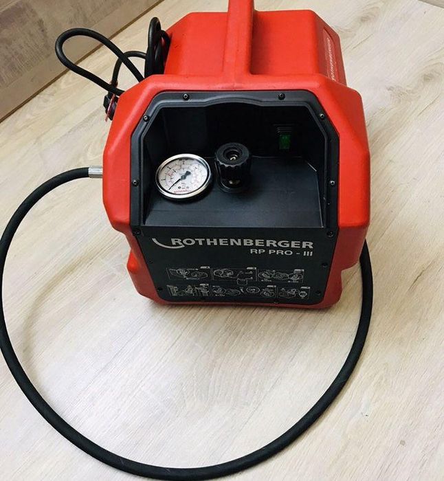 Электрический опрессовочный насос RP PRO III