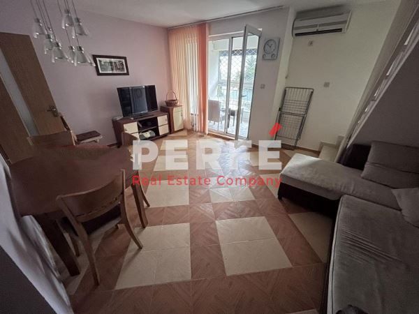 Продава се Четиристаен апартамент в Свети Влас - 121 кв.м за 910 €/кв.м - Снимка #1