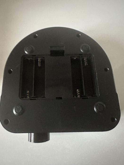 Уред за бял шум с батерии