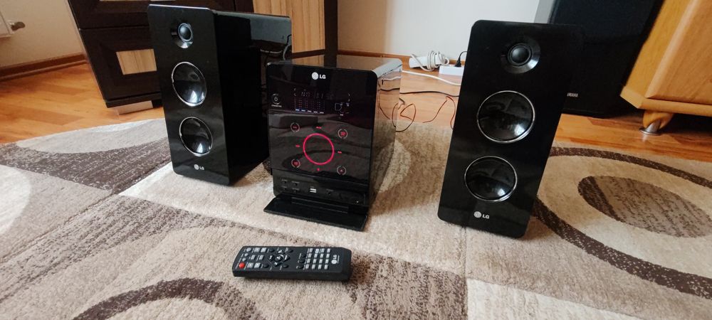 Sistem LG cu telecomanda