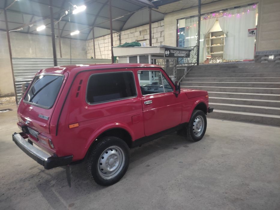 Niva 1988 yil gen chiqadi