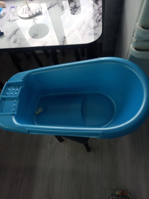 Продам детскую ванночку для купания