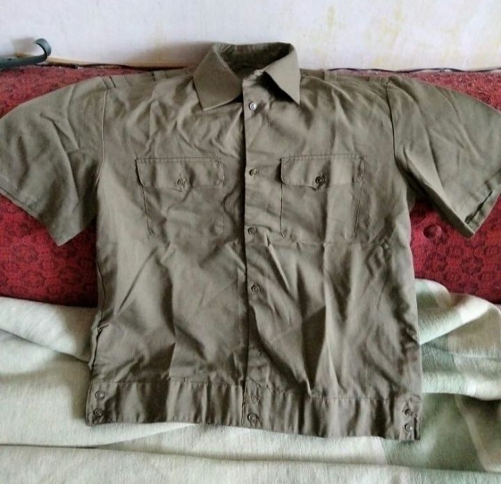 Спецодежда б/у. .