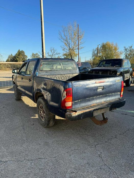 Dezmembrari toyota hilux 2.5D