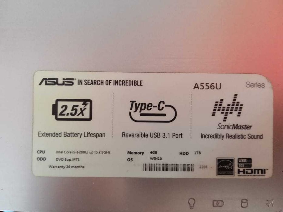 Asus A556U Noutbuk