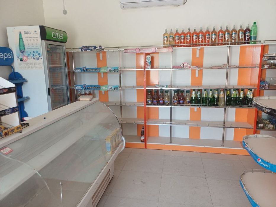 Магазинное оборудование, стилажи и шкафчики