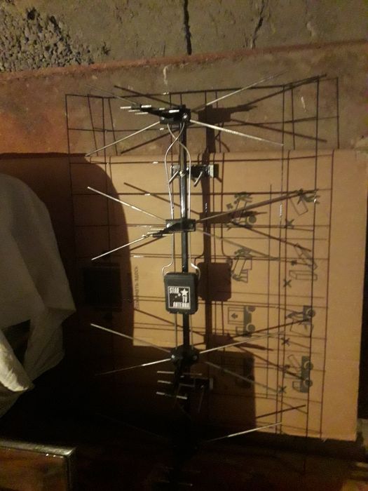 Продам антенну для местных каналов 1 новый 2 бу.