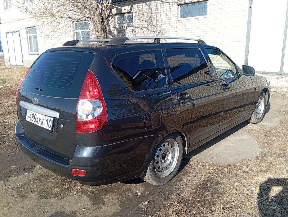 Продам Приору универсал