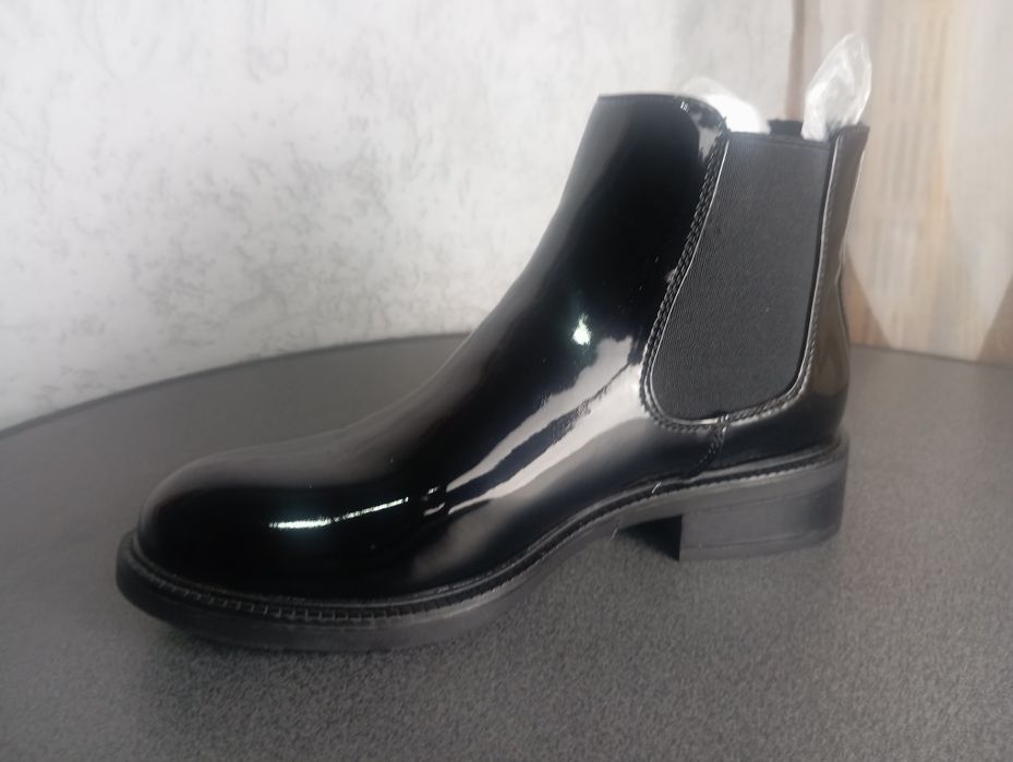 Италиански боти марка Primadonna 36