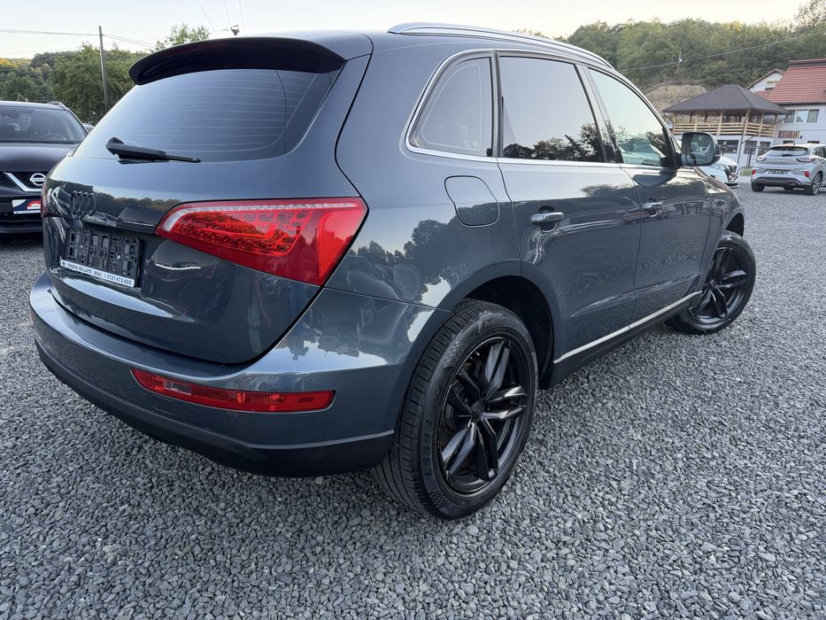 Audi Q5 quatro diesel 2.0  cutie manuala