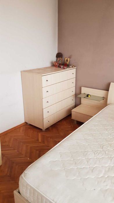 Модерен спален комплект с включен матрак