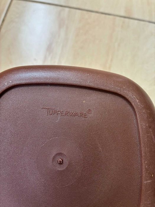 Кутия Tupperware