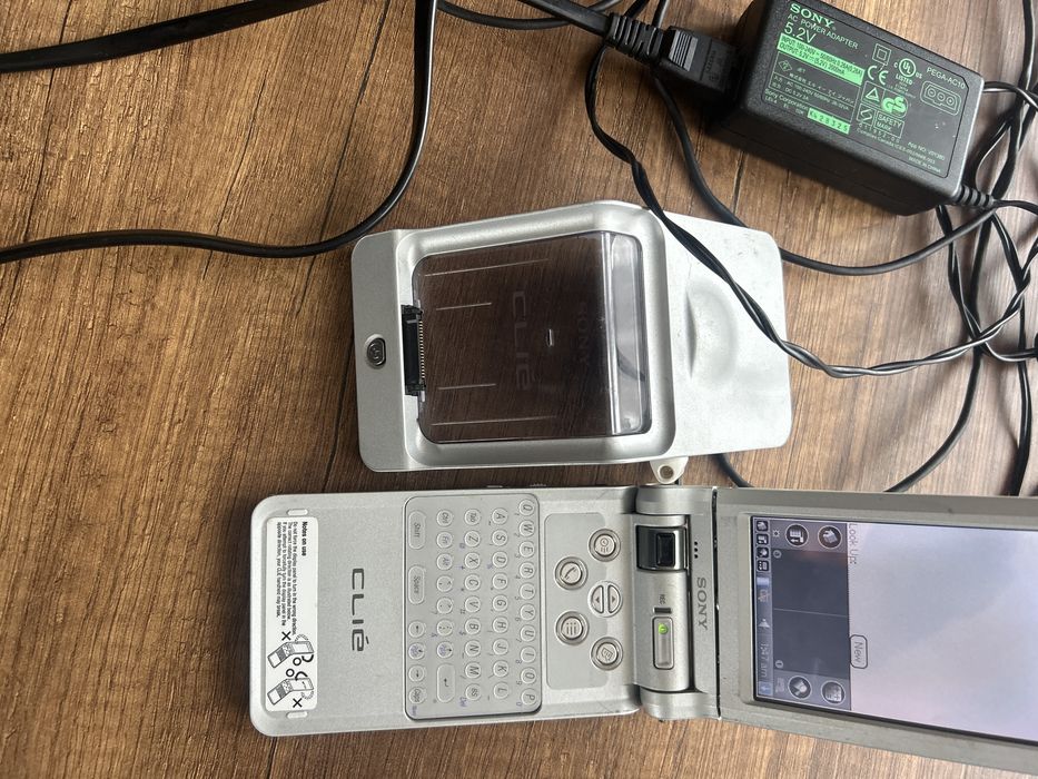 Sony CLIÉ PEG-NX70V/U Retro PDA Palm OS Funcțional Complet